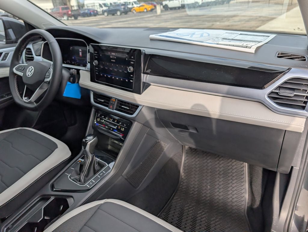 2026 Volkswagen Taos 1.5T SE