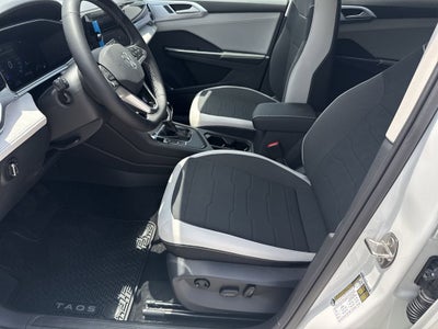 2026 Volkswagen Taos 1.5T SE