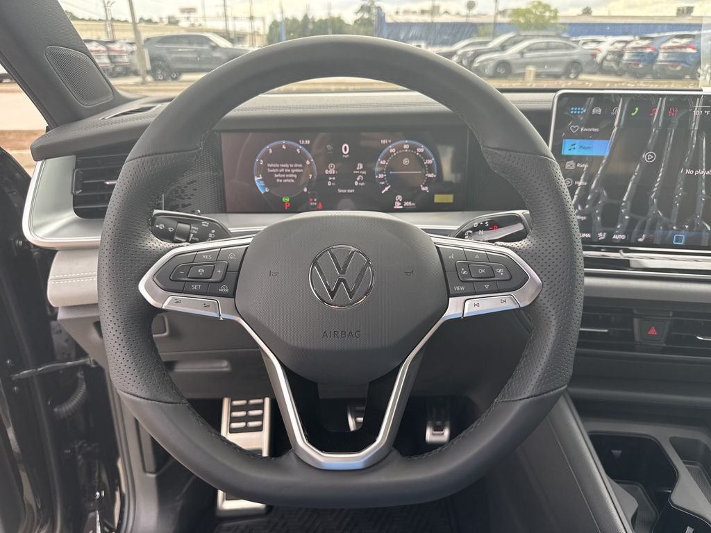2026 Volkswagen Tiguan 2.0T SE R-Line Black