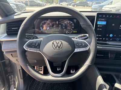 2026 Volkswagen Tiguan 2.0T SE R-Line Black