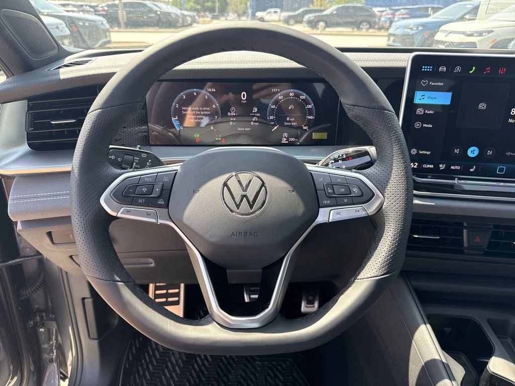 2026 Volkswagen Tiguan 2.0T SE R-Line Black