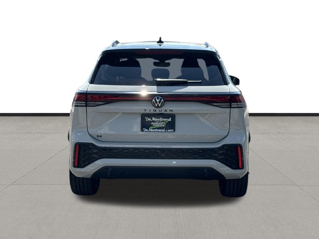 2026 Volkswagen Tiguan SE R-Line Black