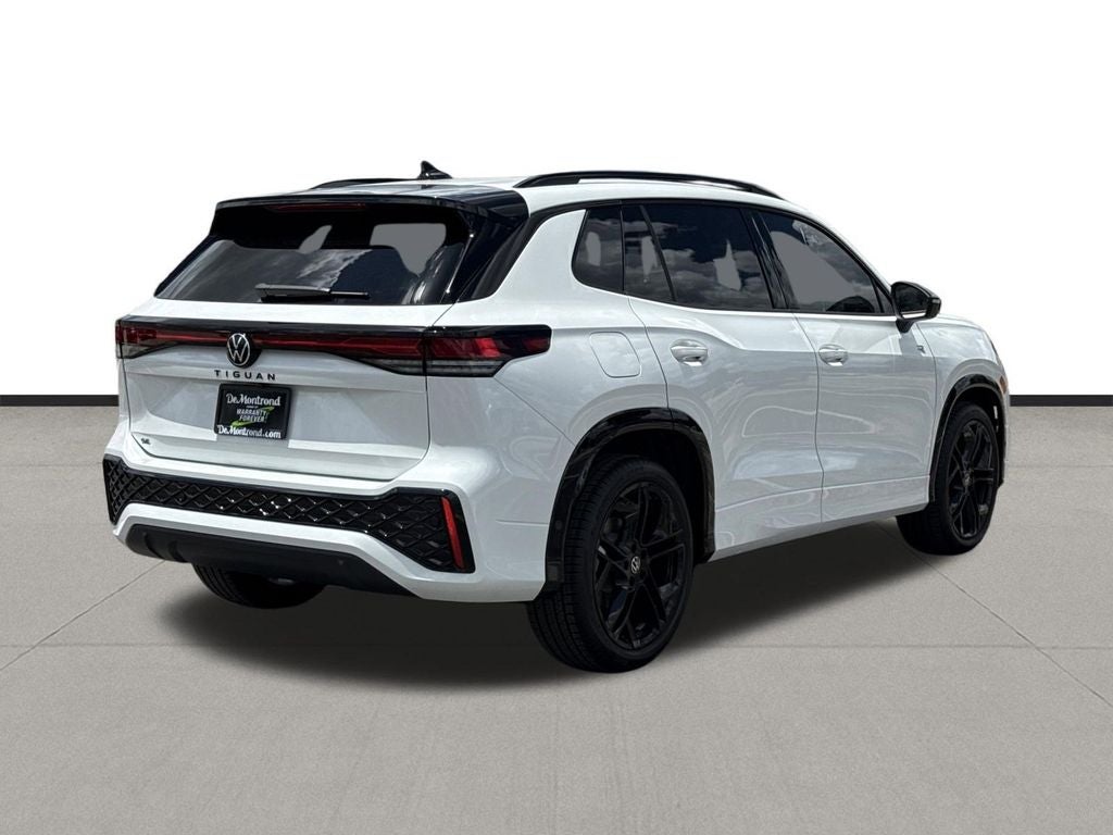 2026 Volkswagen Tiguan 2.0T SE R-Line Black