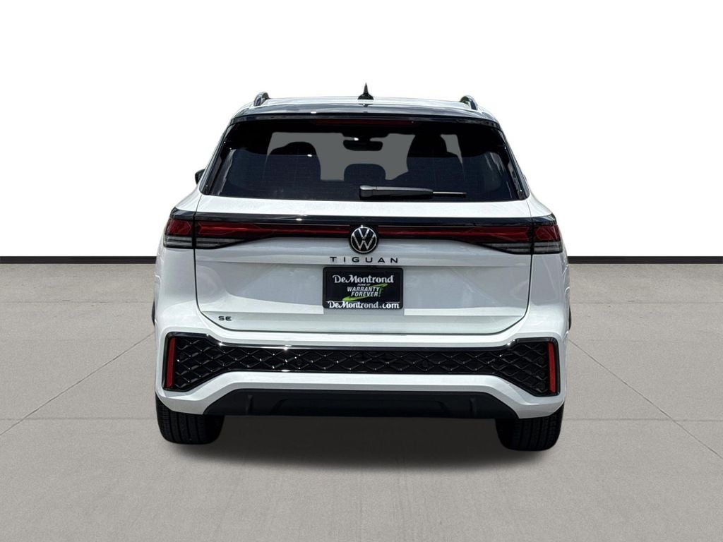 2026 Volkswagen Tiguan 2.0T SE R-Line Black