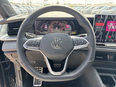 2026 Volkswagen Tiguan SE R-Line Black