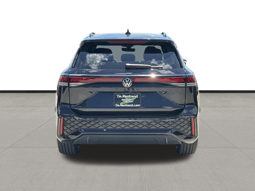 2026 Volkswagen Tiguan SE R-Line Black