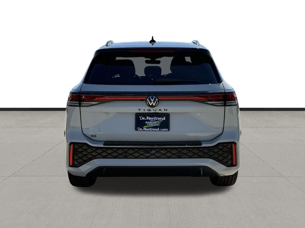 2026 Volkswagen Tiguan 2.0T SE R-Line Black