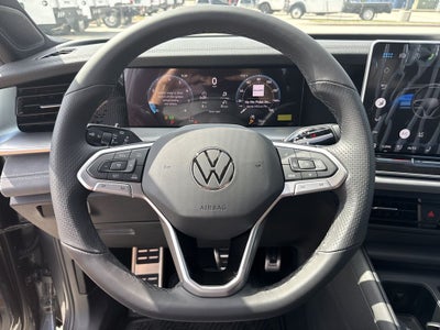 2026 Volkswagen Tiguan 2.0T SE R-Line Black