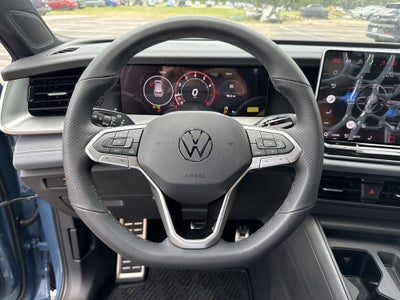 2026 Volkswagen Tiguan 2.0T SE R-Line Black