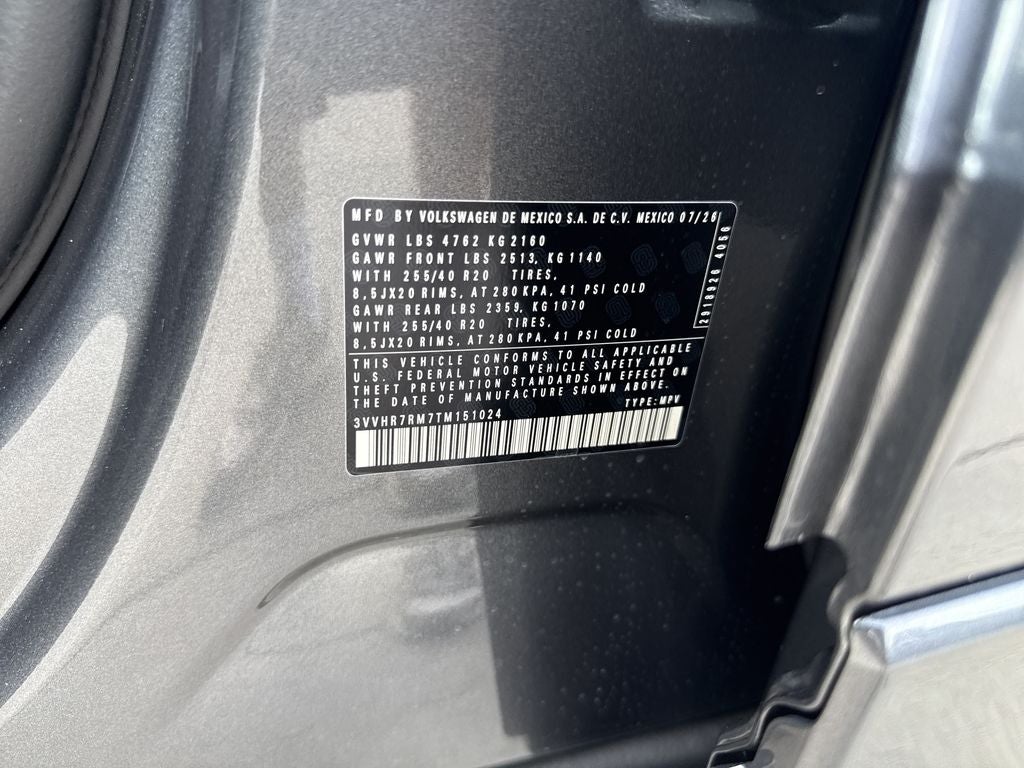2026 Volkswagen Tiguan 2.0T SE R-Line Black