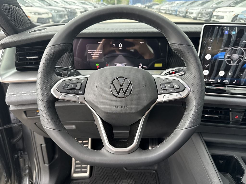 2026 Volkswagen Tiguan 2.0T SE R-Line Black