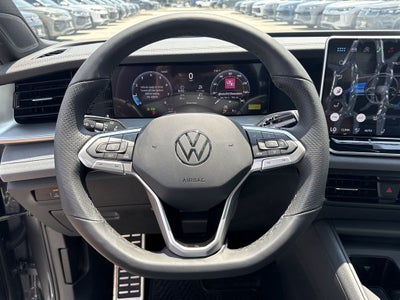 2026 Volkswagen Tiguan 2.0T SE R-Line Black