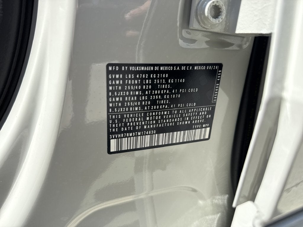 2026 Volkswagen Tiguan SE R-Line Black