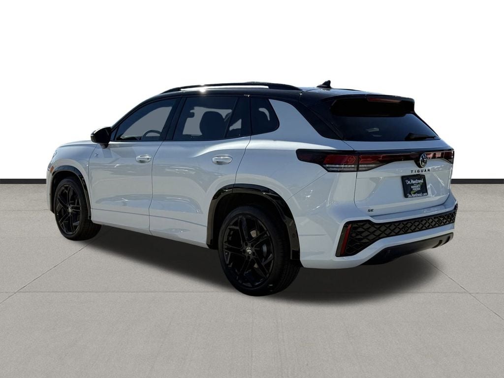 2026 Volkswagen Tiguan 2.0T SE R-Line Black