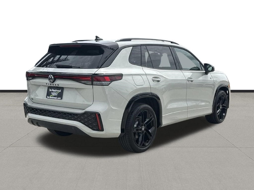 2026 Volkswagen Tiguan SE R-Line Black