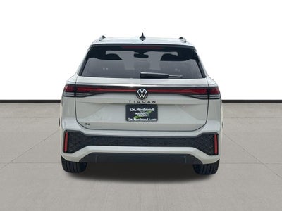 2026 Volkswagen Tiguan SE R-Line Black