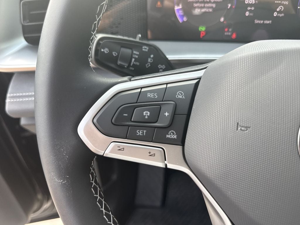 2026 Volkswagen Tiguan 2.0T SE