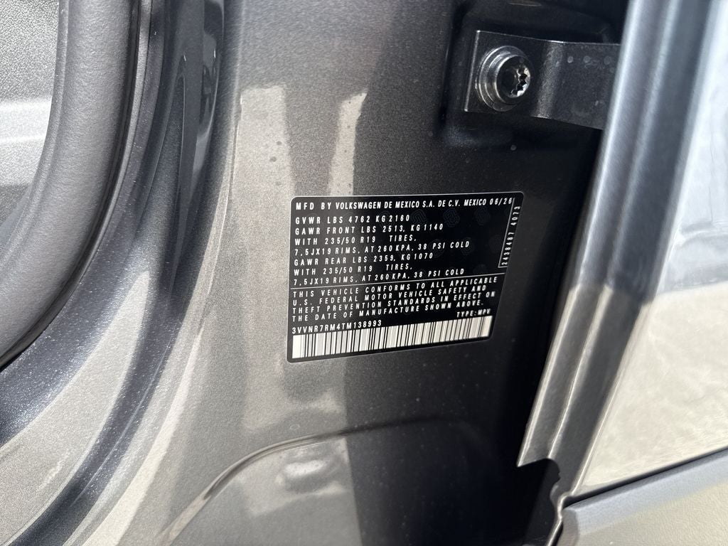2026 Volkswagen Tiguan 2.0T SE