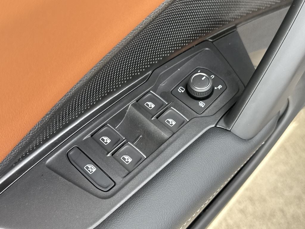 2026 Volkswagen Tiguan 2.0T SEL R-Line Turbo