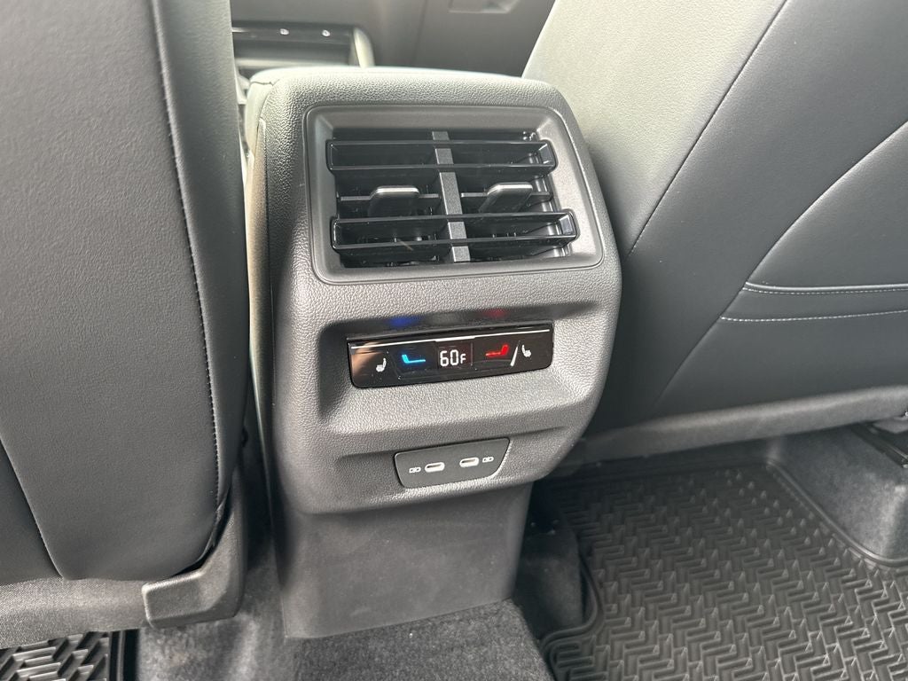 2026 Volkswagen Tiguan 2.0T SEL R-Line Turbo