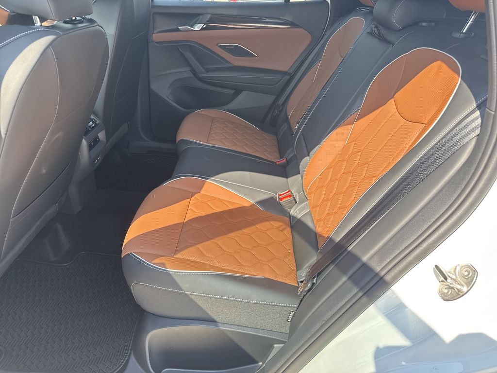 2026 Volkswagen Tiguan 2.0T SEL R-Line
