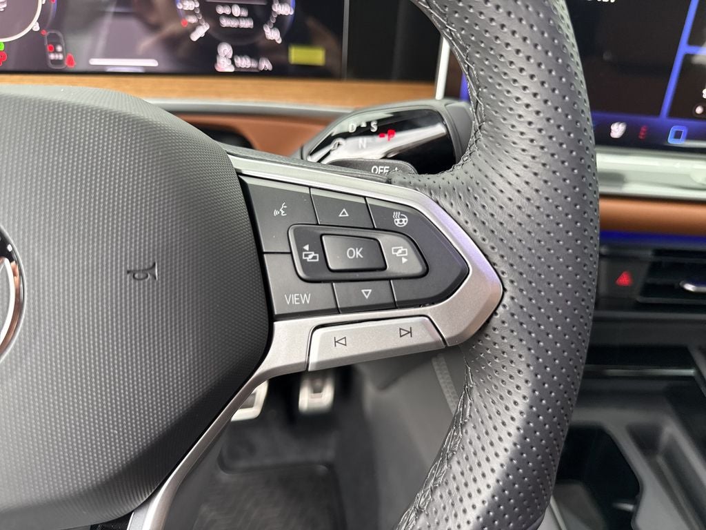 2026 Volkswagen Tiguan 2.0T SEL R-Line
