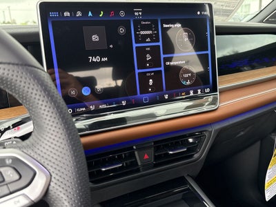 2026 Volkswagen Tiguan 2.0T SEL R-Line