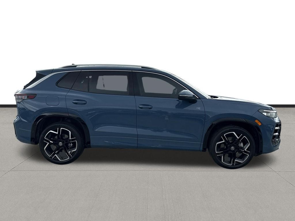 2026 Volkswagen Tiguan 2.0T SEL R-Line