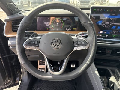 2026 Volkswagen Tiguan 2.0T SEL R-Line Turbo