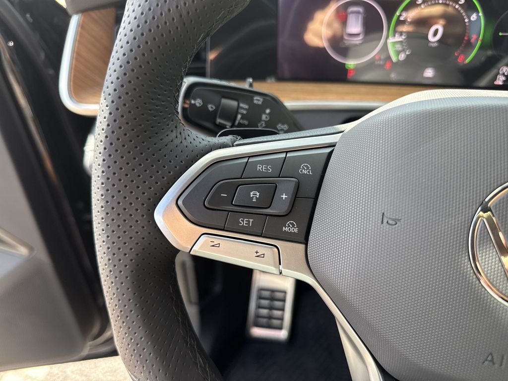 2026 Volkswagen Tiguan 2.0T SEL R-Line Turbo
