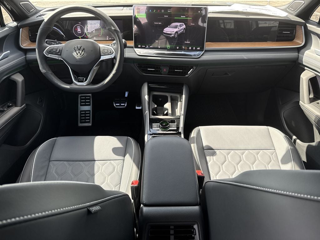 2026 Volkswagen Tiguan 2.0T SEL R-Line Turbo