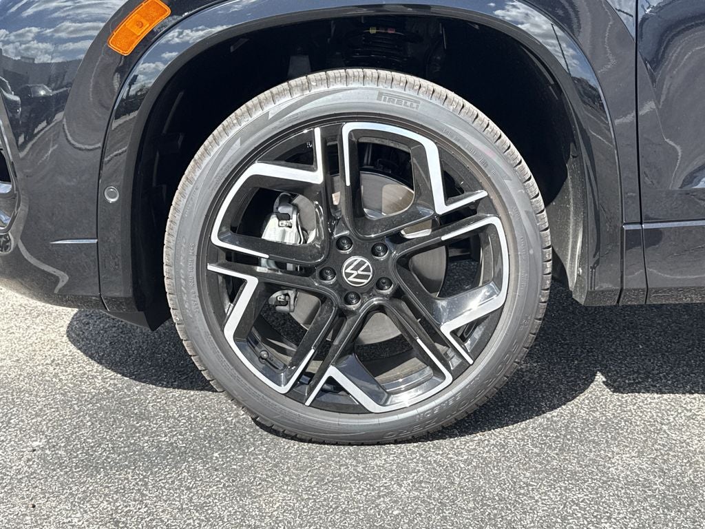 2026 Volkswagen Tiguan 2.0T SEL R-Line Turbo