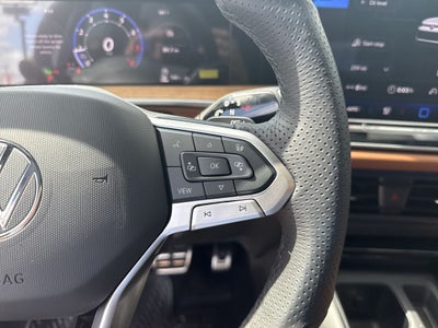 2026 Volkswagen Tiguan 2.0T SEL R-Line