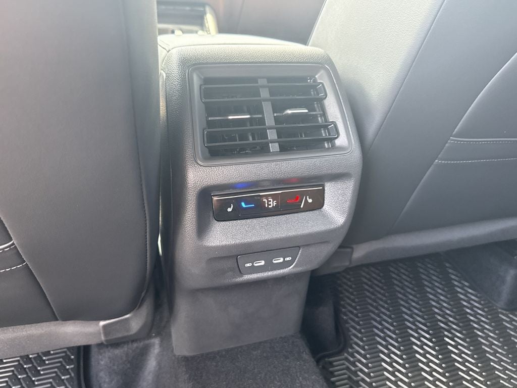 2026 Volkswagen Tiguan 2.0T SEL R-Line