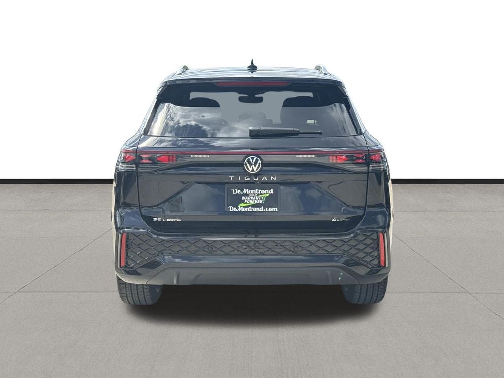 2026 Volkswagen Tiguan 2.0T SEL R-Line