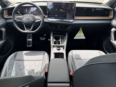 2026 Volkswagen Tiguan 2.0T SEL R-Line