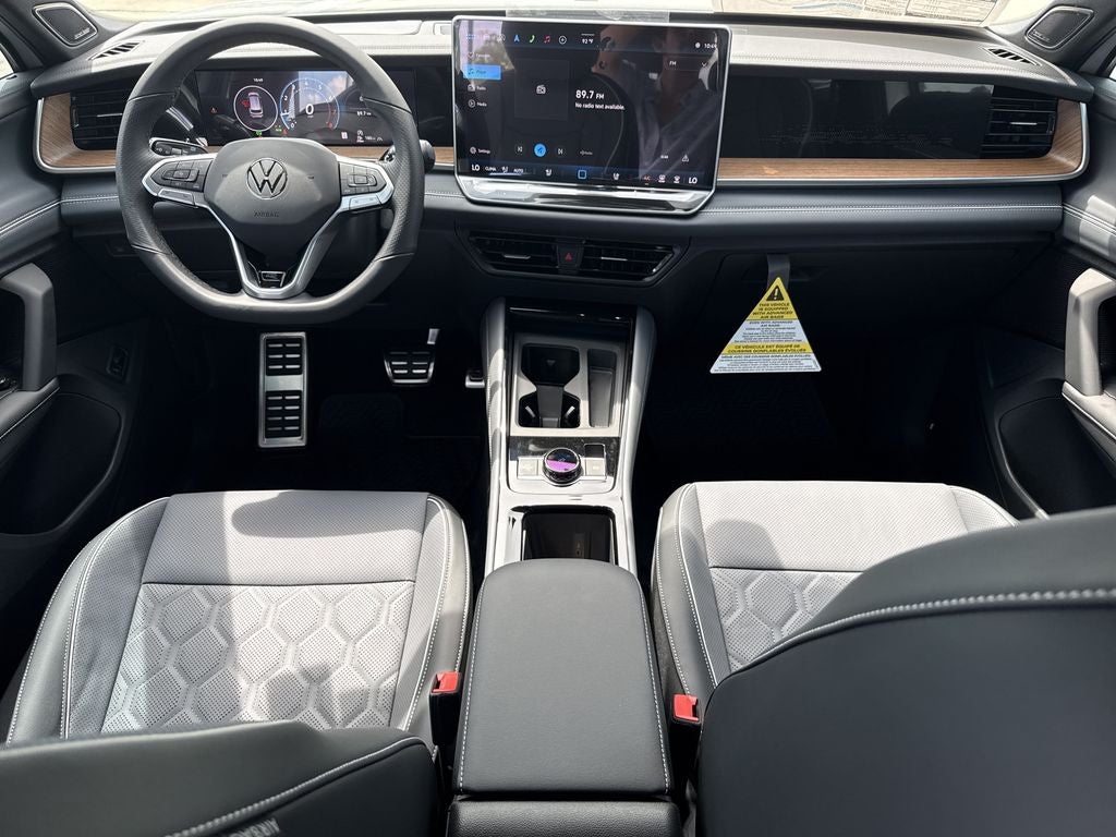 2026 Volkswagen Tiguan 2.0T SEL R-Line