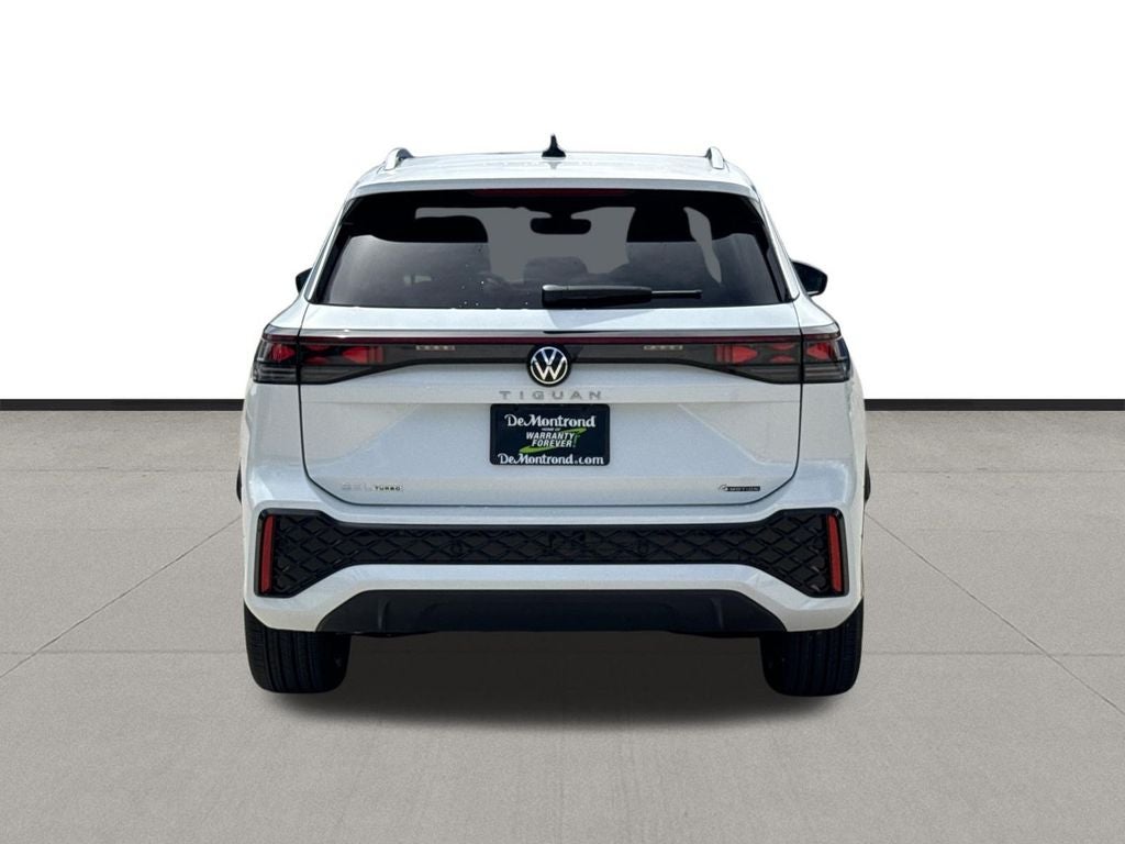 2026 Volkswagen Tiguan 2.0T SEL R-Line