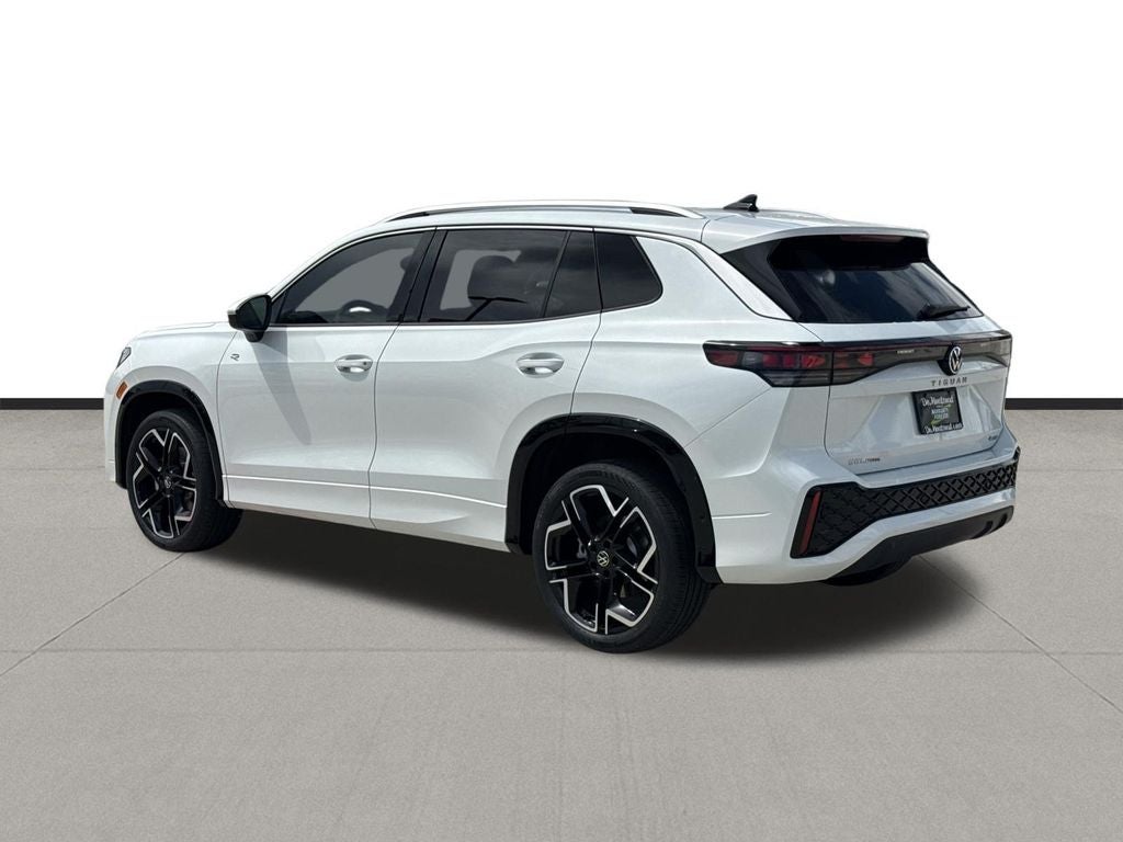 2026 Volkswagen Tiguan 2.0T SEL R-Line