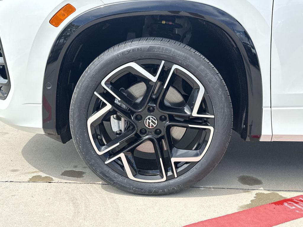 2026 Volkswagen Tiguan 2.0T SEL R-Line