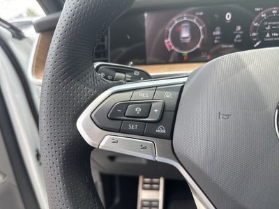 2026 Volkswagen Tiguan 2.0T SEL R-Line Turbo