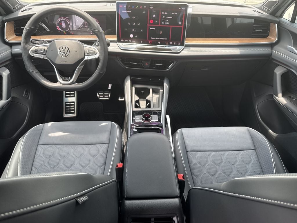 2026 Volkswagen Tiguan 2.0T SEL R-Line Turbo