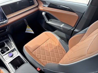 2026 Volkswagen Tiguan 2.0T SEL R-Line