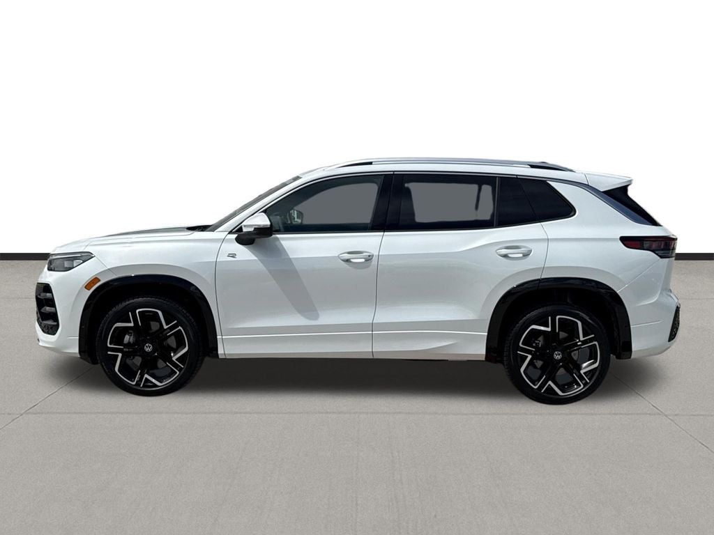 2026 Volkswagen Tiguan 2.0T SEL R-Line