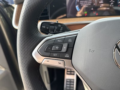 2026 Volkswagen Tiguan 2.0T SEL R-Line Turbo