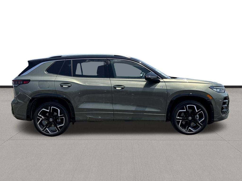 2026 Volkswagen Tiguan 2.0T SEL R-Line