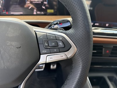 2026 Volkswagen Tiguan SEL R-Line Turbo