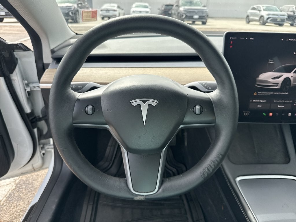 2023 Tesla Model 3 Base