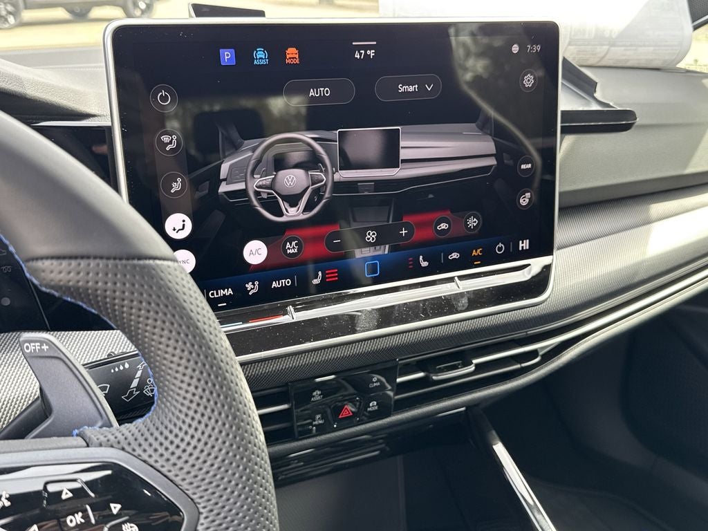 2026 Volkswagen Golf R 2.0T