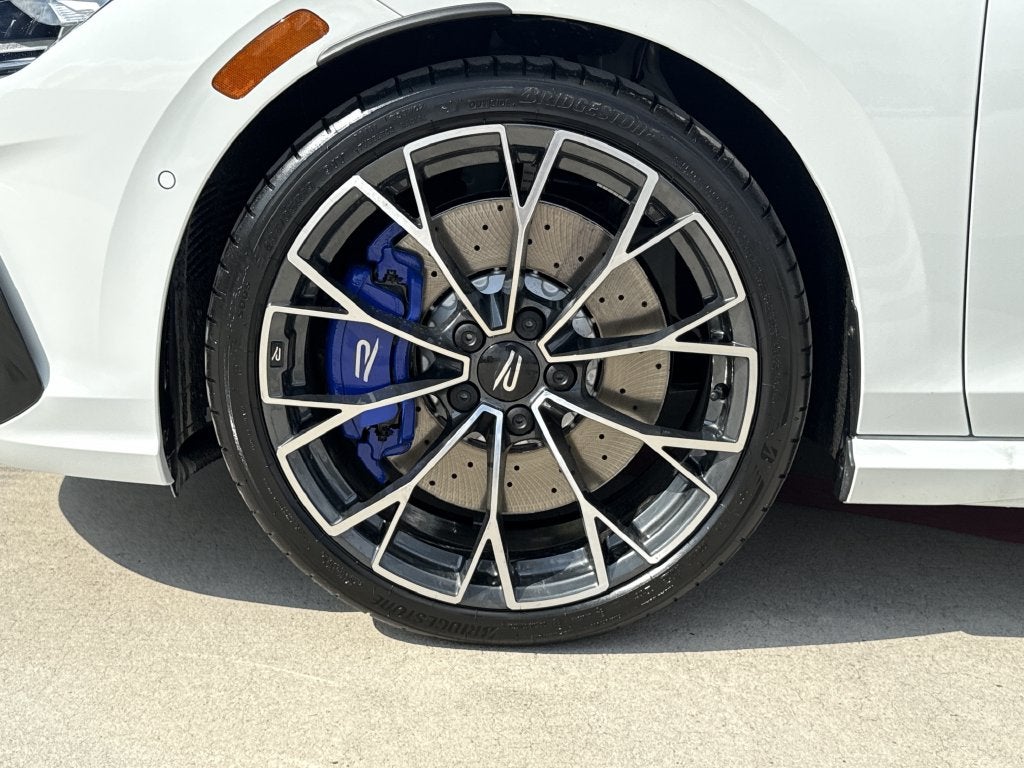 2026 Volkswagen Golf R Base